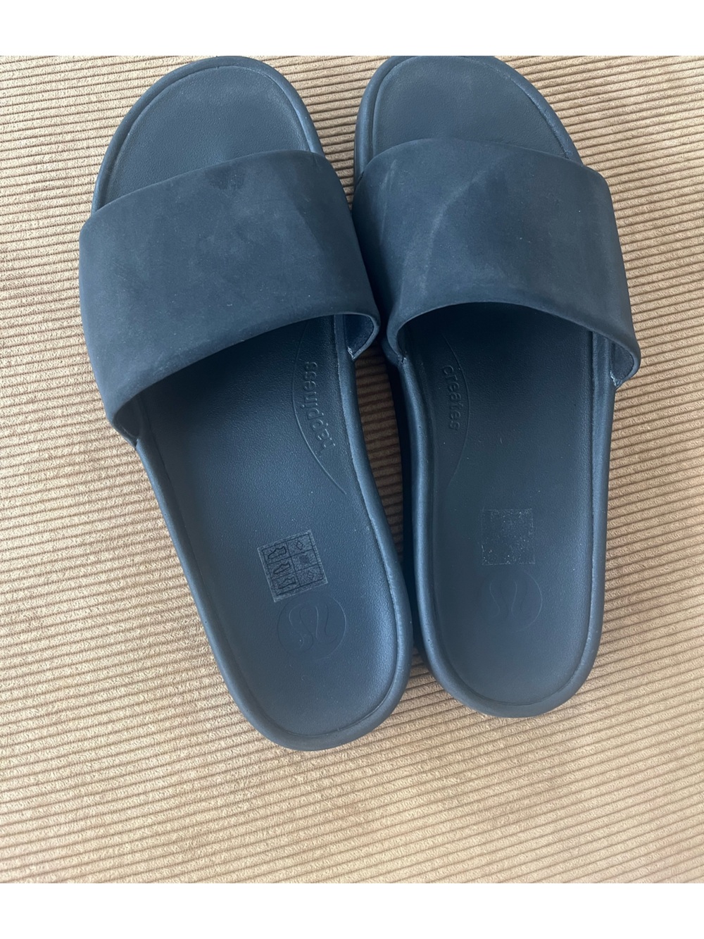 Lululemon Black Slides Men’s Size 10